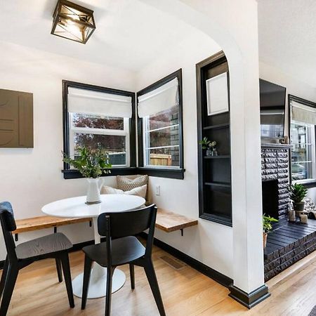 Picture Perfect Bungalow In The Heart Of Dt Vancouver Exterior foto