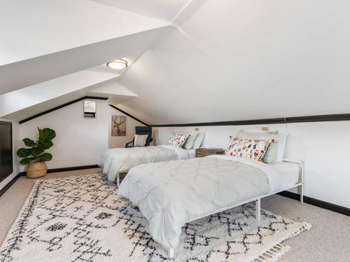 Picture Perfect Bungalow In The Heart Of Dt Vancouver Exterior foto